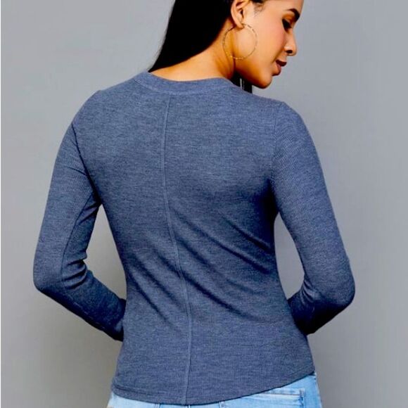 American Eagle Après Ski Graphic Long Sleeve Tee Blue Casual Winter Top Small - Picture 3 of 6